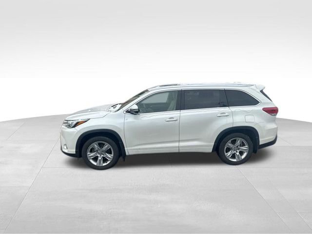 Used 2017 Toyota Highlander Limited AWD/4WD image 2