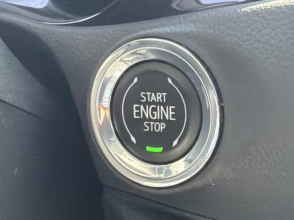 Used 2023 Buick Encore GX Select w/ Sport Touring Package FWD image 31