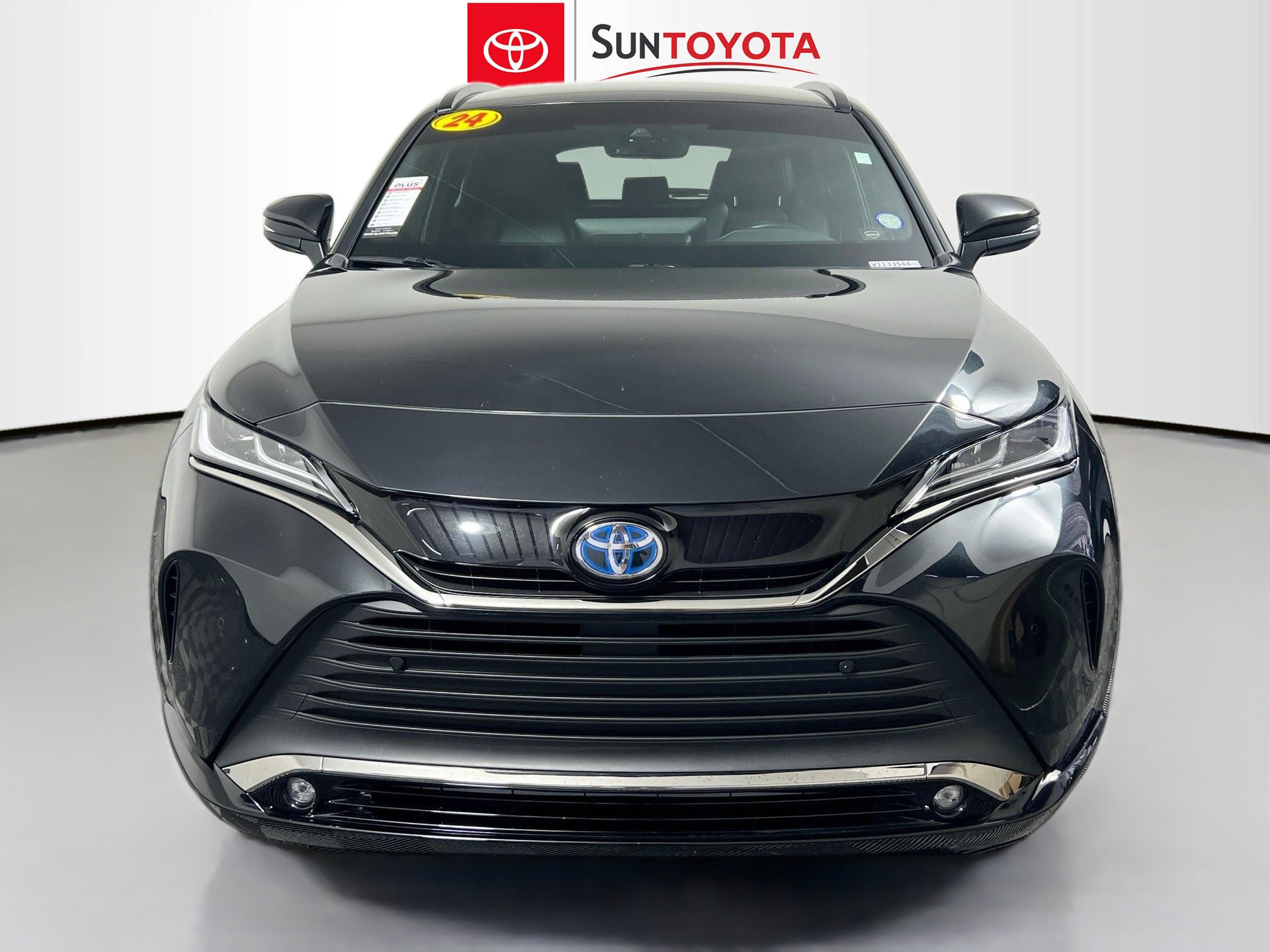 Used 2024 Toyota Venza Nightshade AWD/4WD image 10