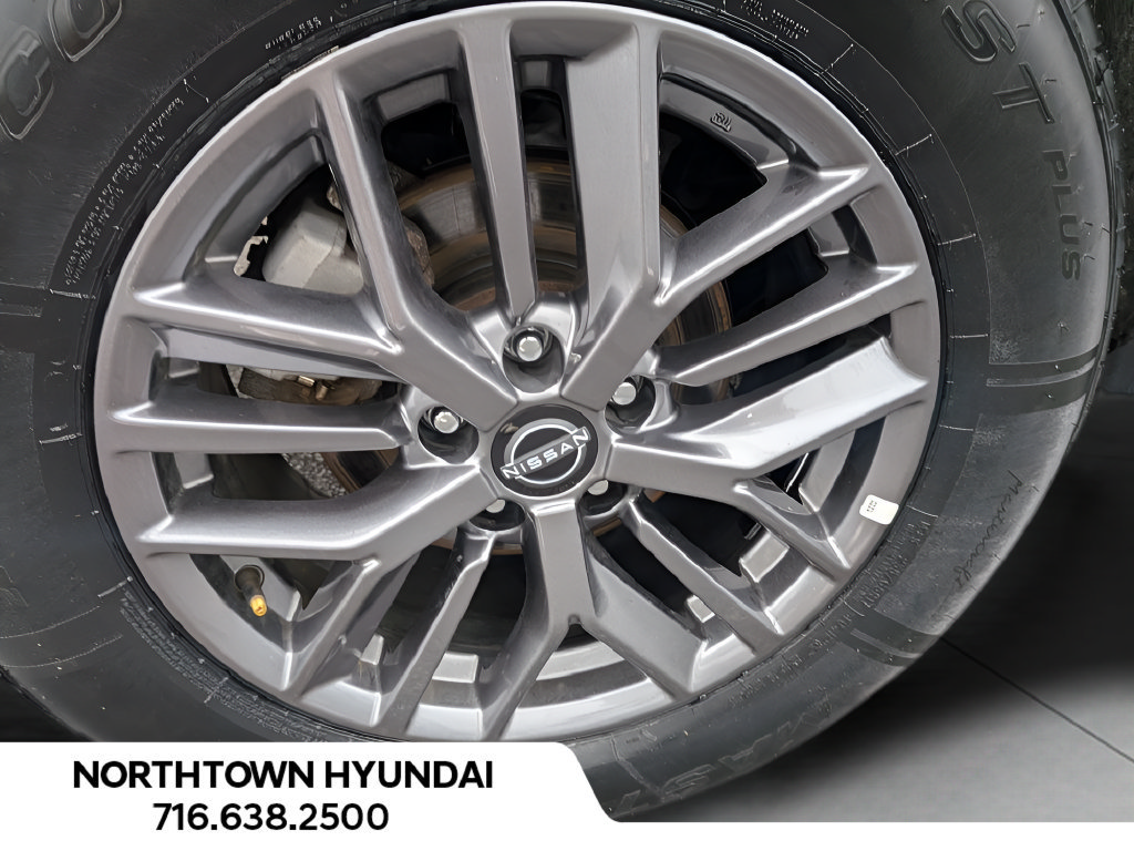 Used 2026 Nissan Rogue SV AWD/4WD image 42