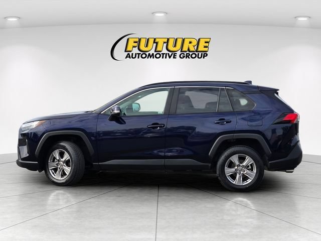 Used 2025 Toyota RAV4 XLE AWD/4WD image 9