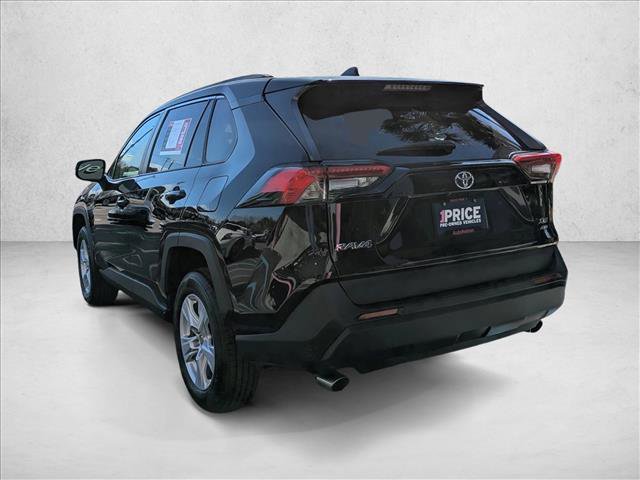 Used 2021 Toyota RAV4 XLE image 8