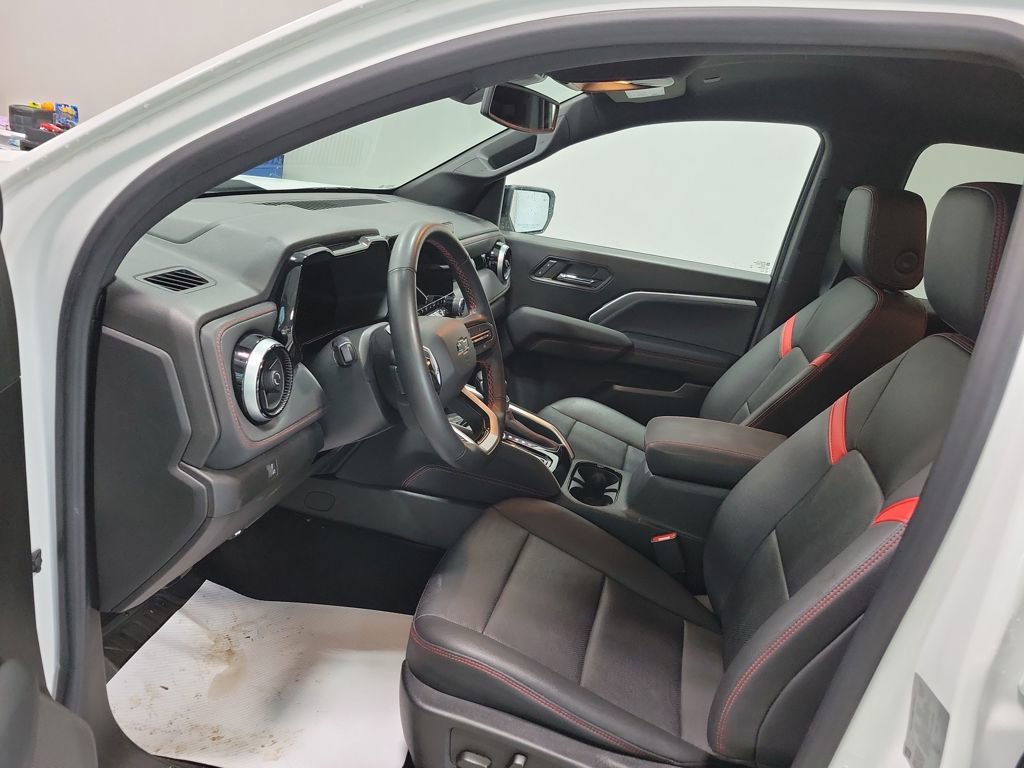 Used 2023 Chevrolet Colorado Z71 w/ Z71 Convenience Package 2 image 4