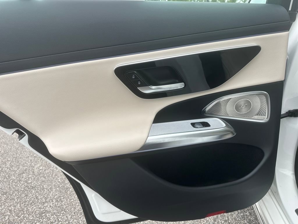 Used 2024 Mercedes-Benz E 350 4MATIC Sedan image 29