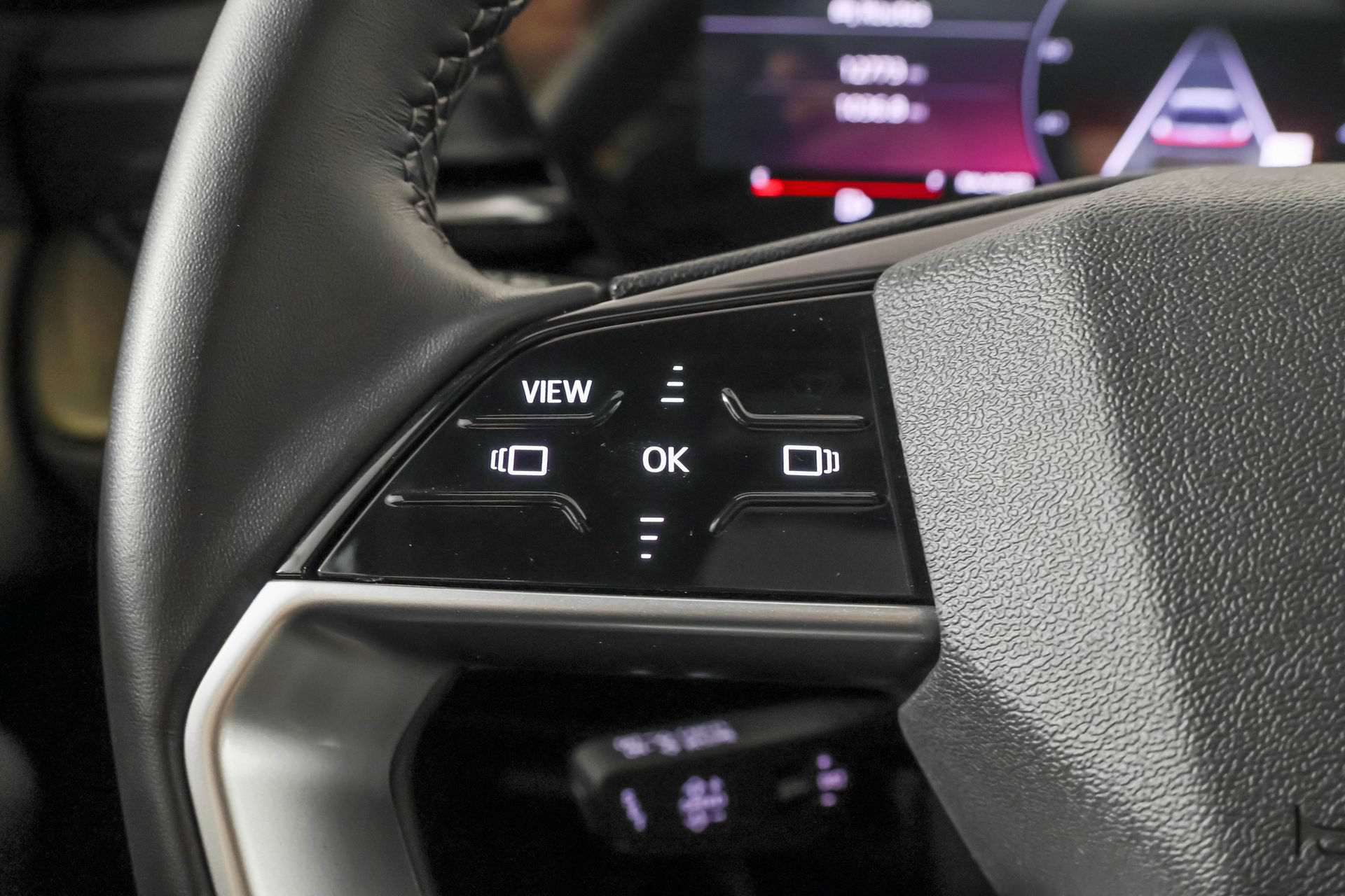 Used 2025 Audi Q5 Premium w/ Convenience Package AWD/4WD image 28