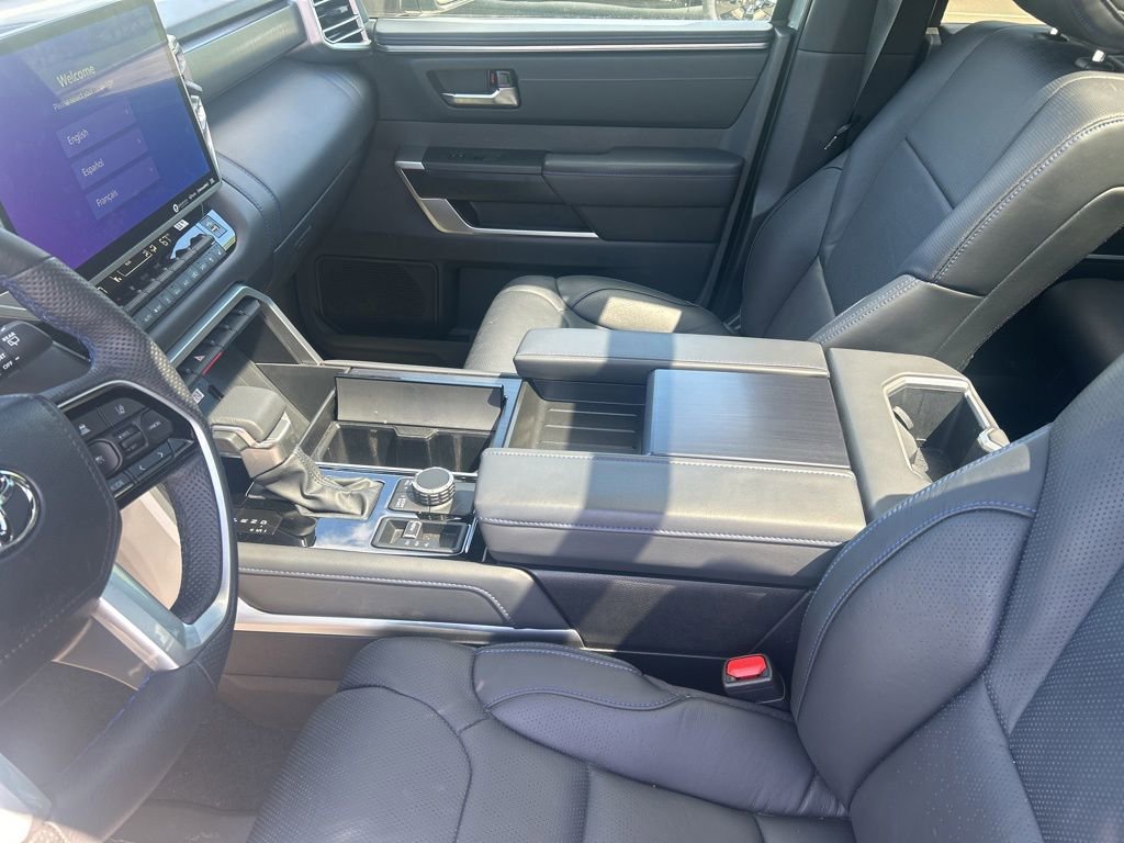 Used 2024 Toyota Sequoia Platinum AWD/4WD image 6