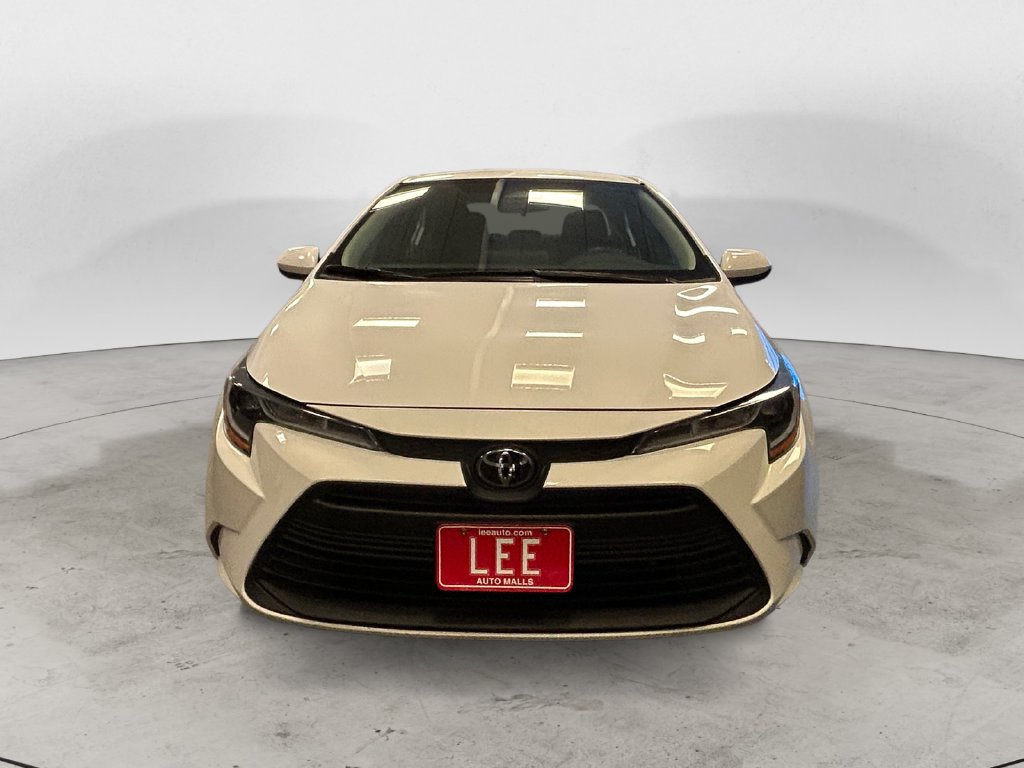 Used 2024 Toyota Corolla LE FWD image 8