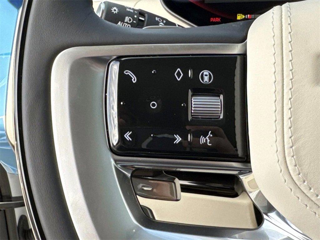 New 2026 Land Rover Range Rover SE image 28