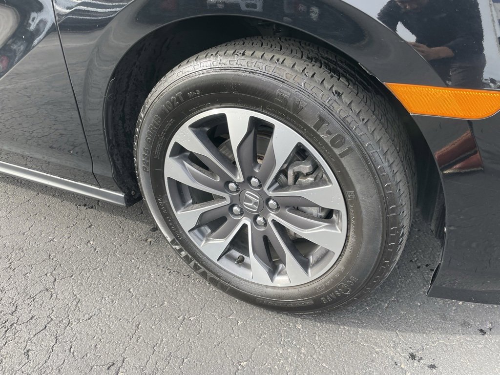 Used 2024 Honda Odyssey EX-L image 3