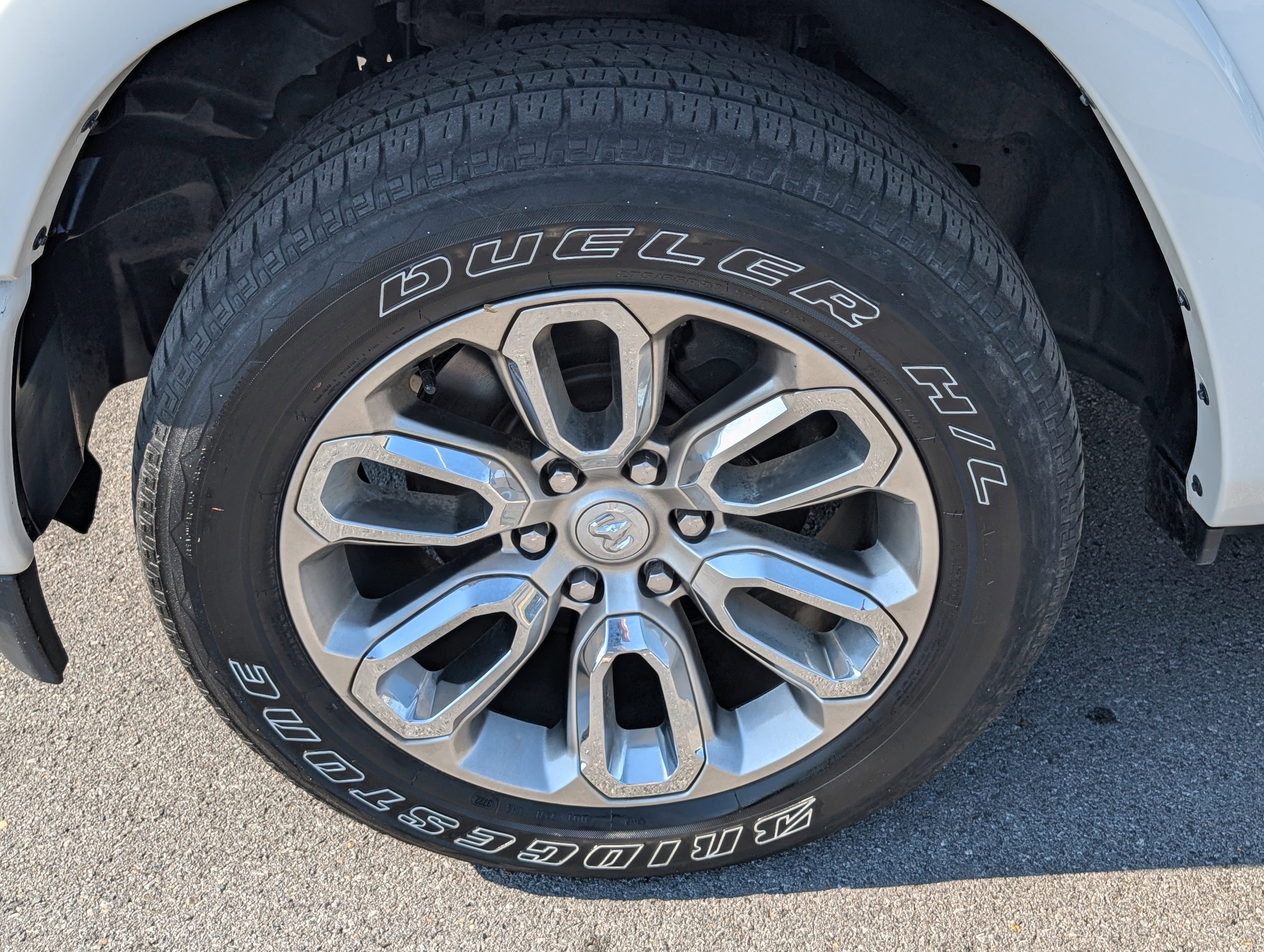 Used 2022 RAM 1500 Laramie w/ Sport Appearance Package image 29