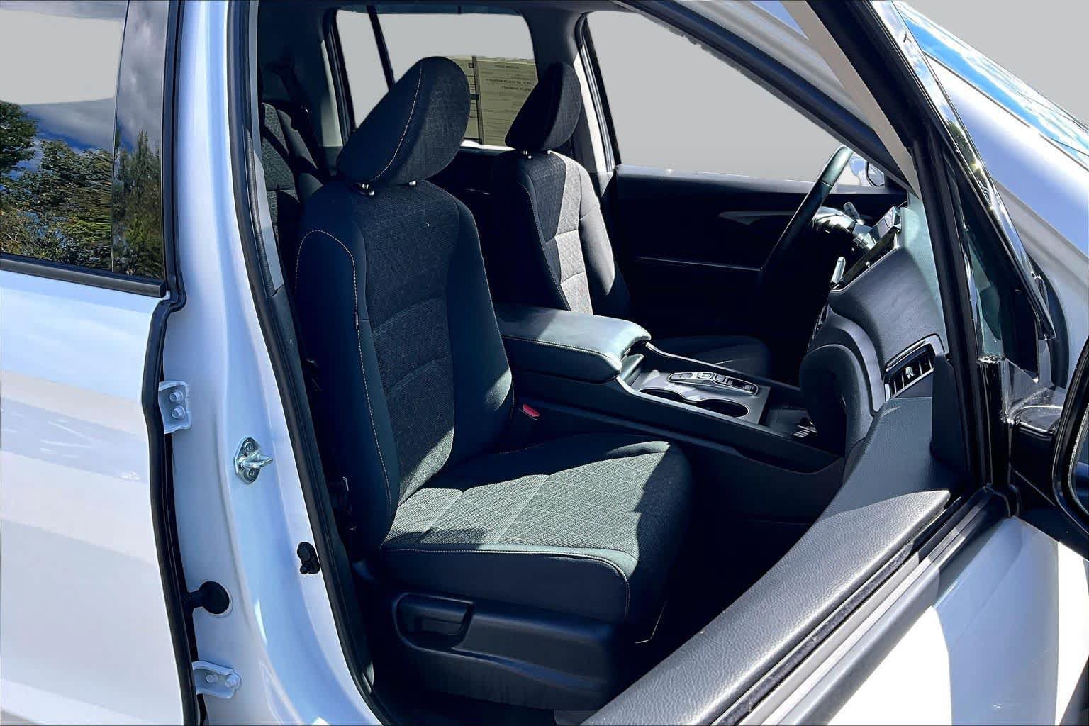 Used 2024 Honda Ridgeline Sport image 8