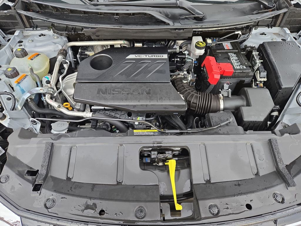 Used 2025 Nissan Rogue SV image 26