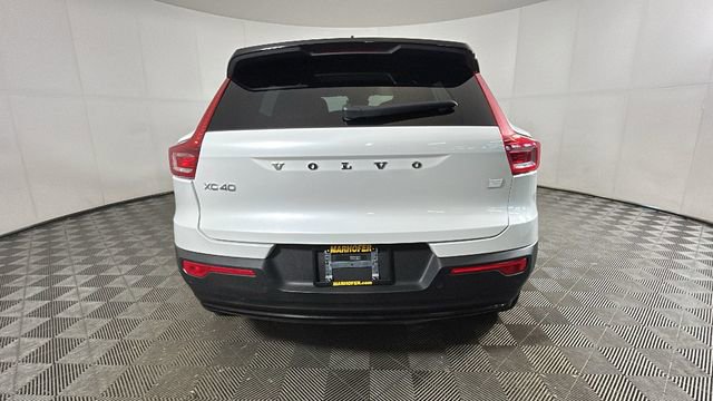 Used 2023 Volvo XC40 Recharge Plus AWD/4WD image 4