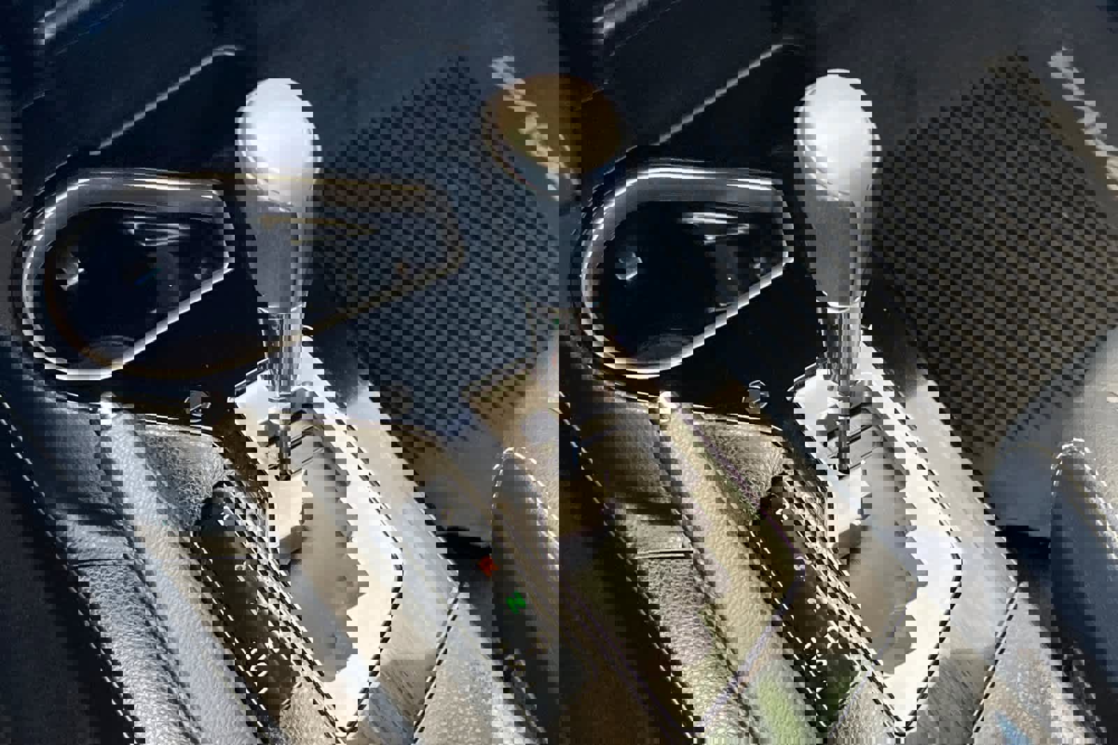 Used 2017 Toyota RAV4 Limited AWD/4WD image 23