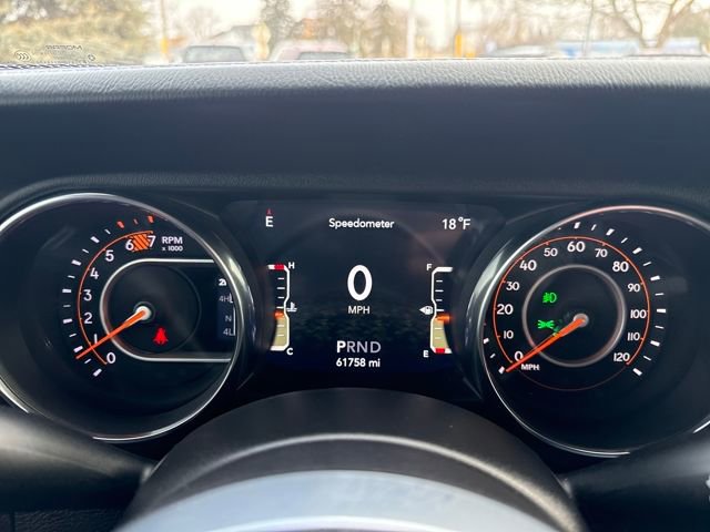 Used 2019 Jeep Wrangler Unlimited Sahara image 25