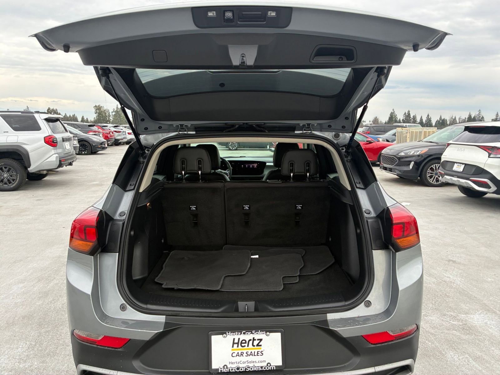 Used 2025 Buick Encore GX Preferred image 30