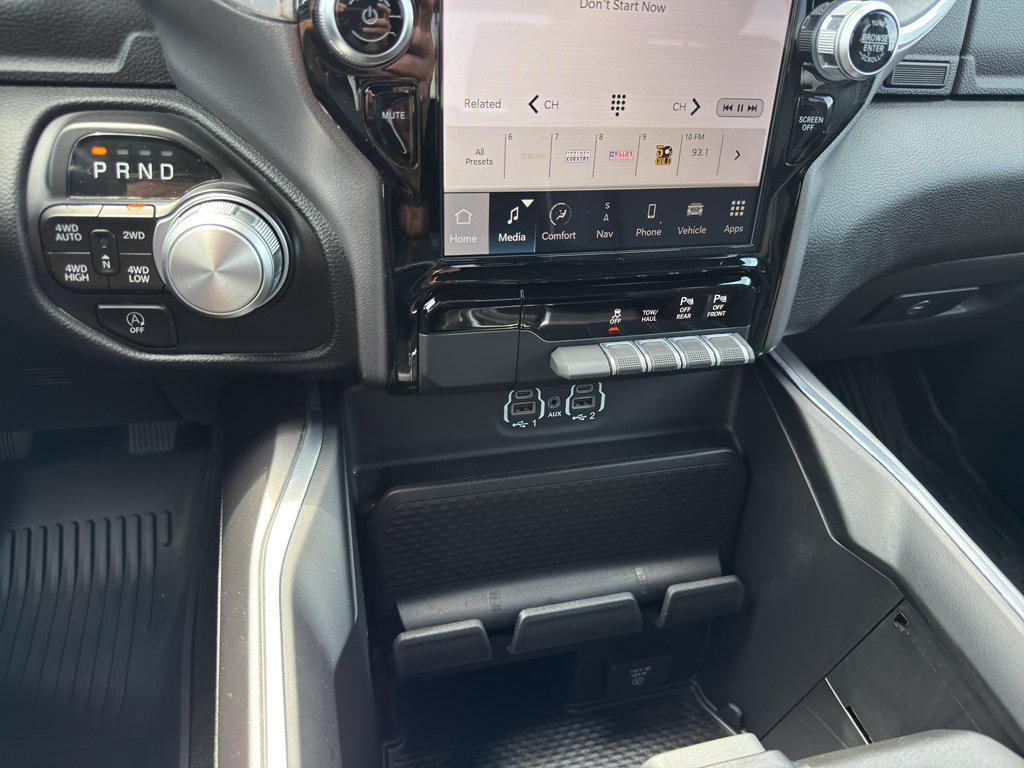 Used 2023 RAM 1500 Laramie AWD/4WD image 20