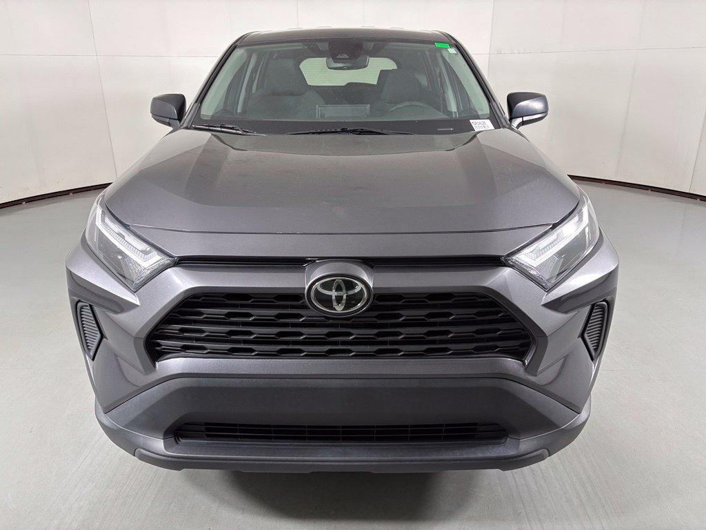 Used 2024 Toyota RAV4 LE FWD image 3