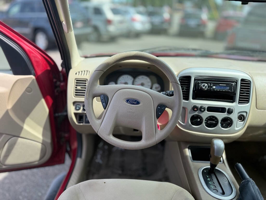 Used 2006 Ford Escape XLT image 14