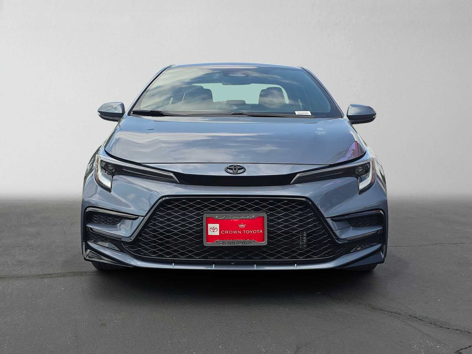 Certified 2026 Toyota Corolla SE w/ Carpet Mat Package (TMS) FWD image 8