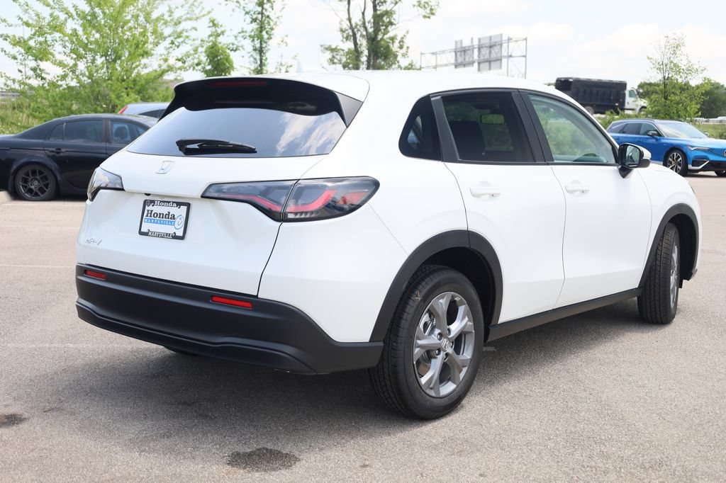 New 2027 Honda HR-V LX image 6
