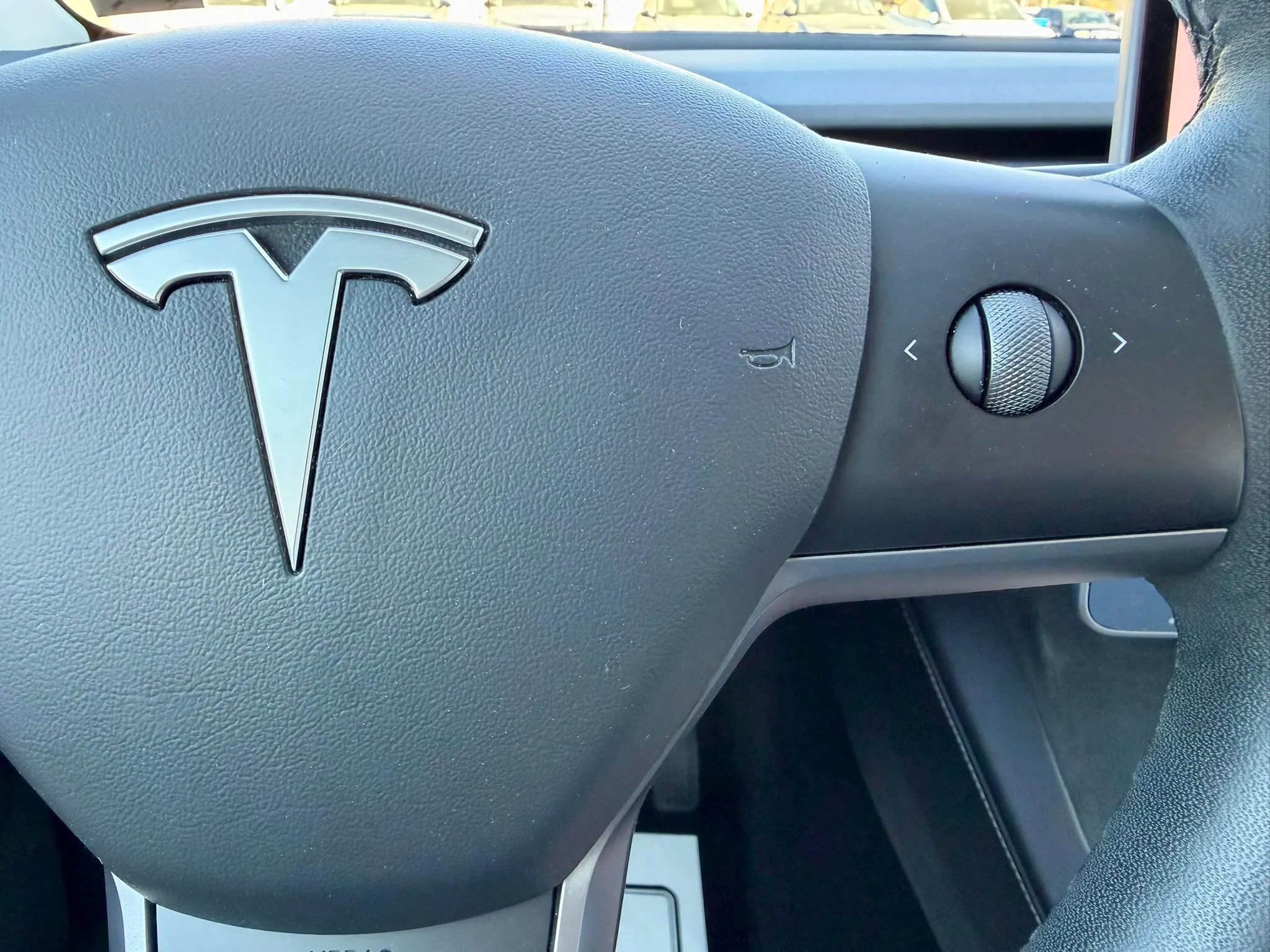 Used 2021 Tesla Model Y Long Range image 27