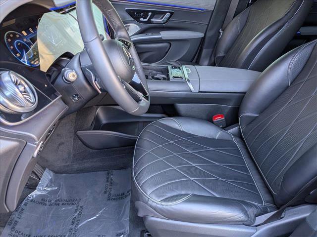 Used 2023 Mercedes-Benz EQS 580 4MATIC SUV image 17