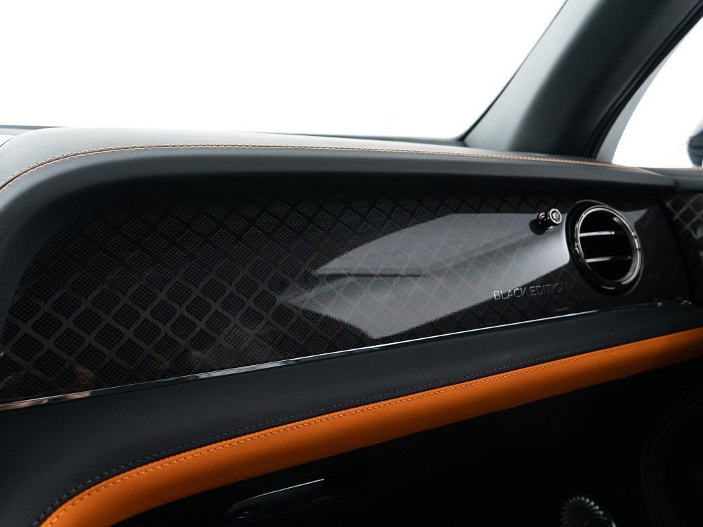 Certified 2025 Bentley Bentayga image 41