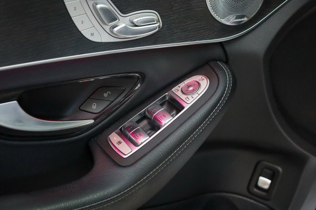 Used 2021 Mercedes-Benz C 300 4MATIC Sedan w/ Premium Package image 18