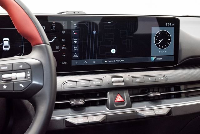 Used 2025 Kia K4 GT-Line w/ GT-Line Premium Package image 17