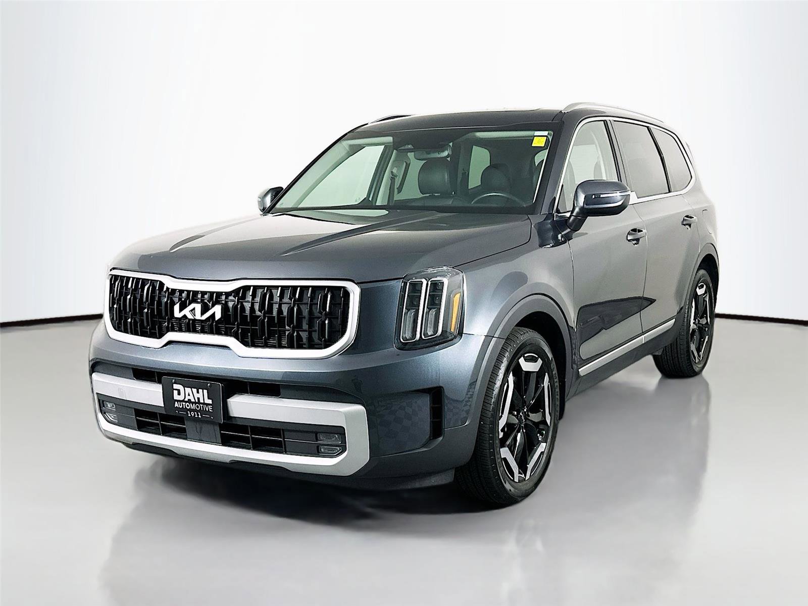 Used 2023 Kia Telluride EX AWD/4WD image 4
