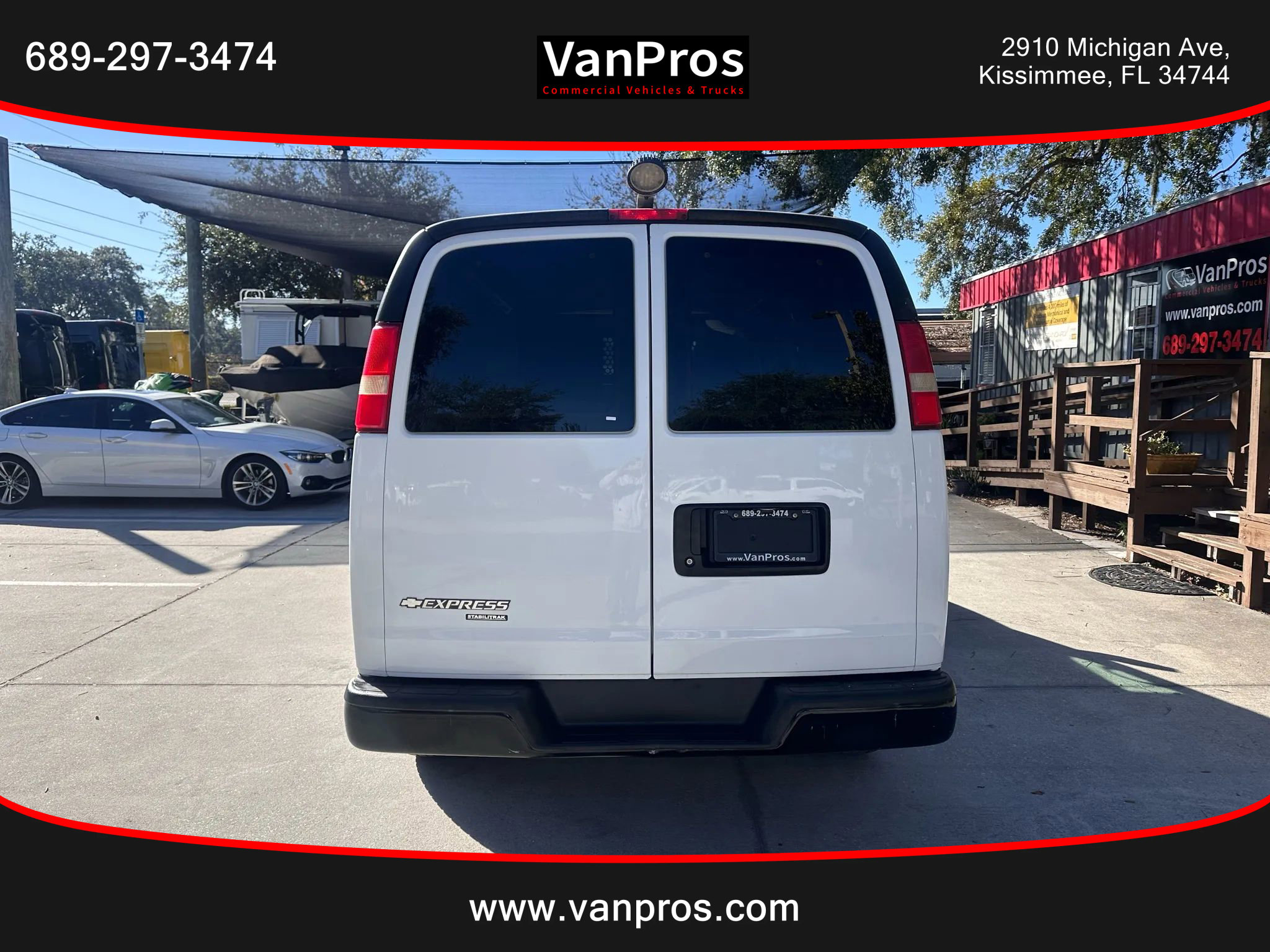 Used 2013 Chevrolet Express 2500 Van 3D image 4