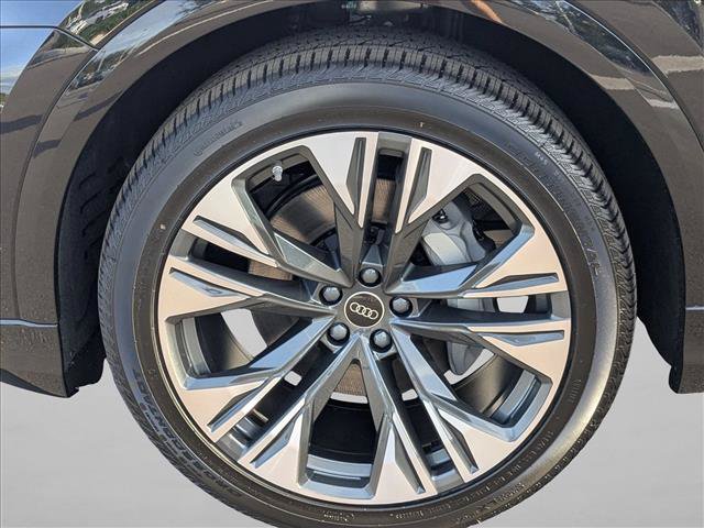 New 2026 Audi Q8 Premium Plus AWD/4WD image 9