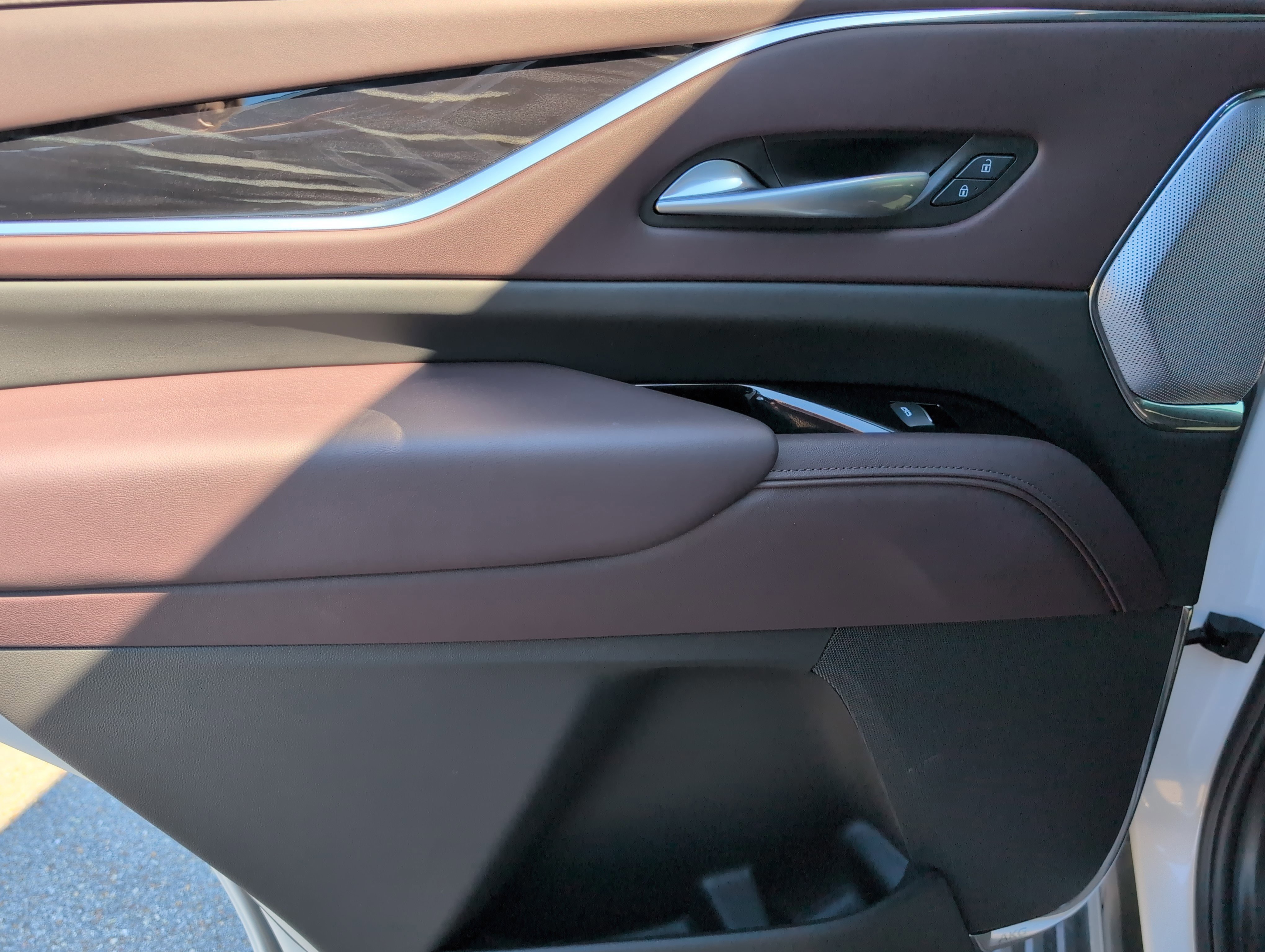 Certified 2024 Cadillac Escalade V image 35