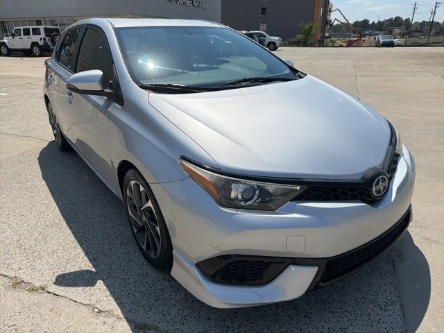 Used 2016 Scion iM image 4
