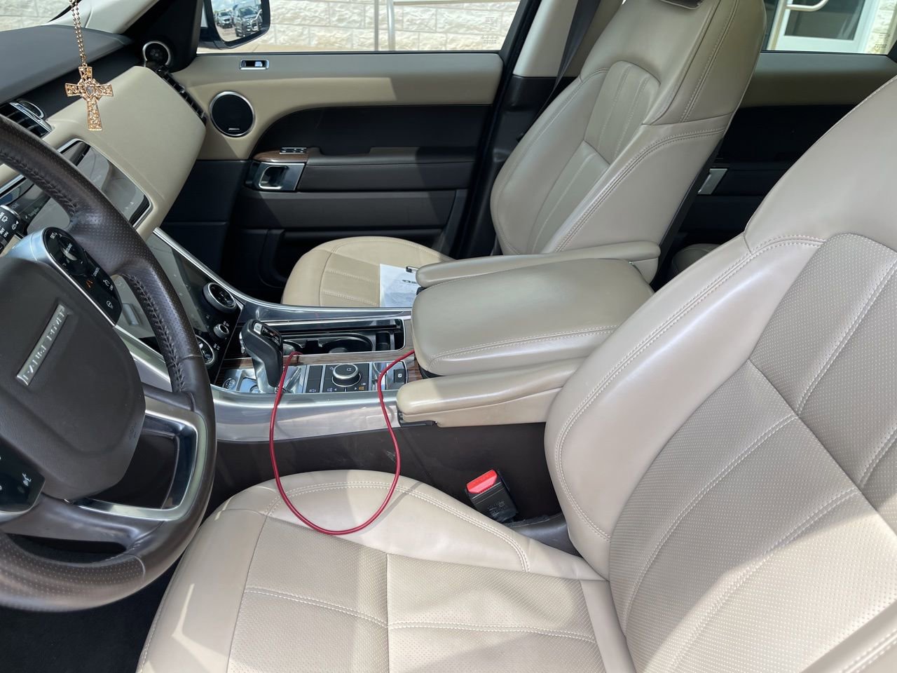 Used 2020 Land Rover Range Rover Sport HSE image 14