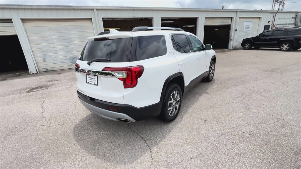 Used 2023 GMC Acadia SLE w/ Driver Convenience Package image 8