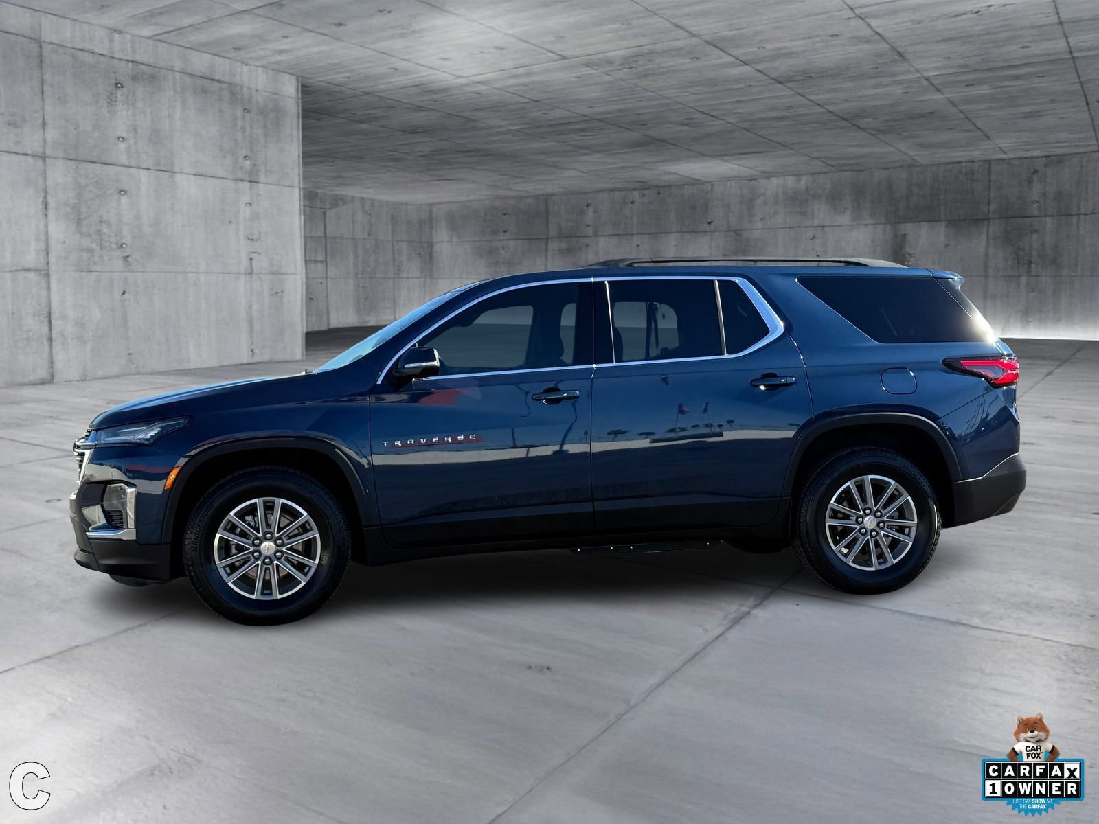 Certified 2023 Chevrolet Traverse LT image 3