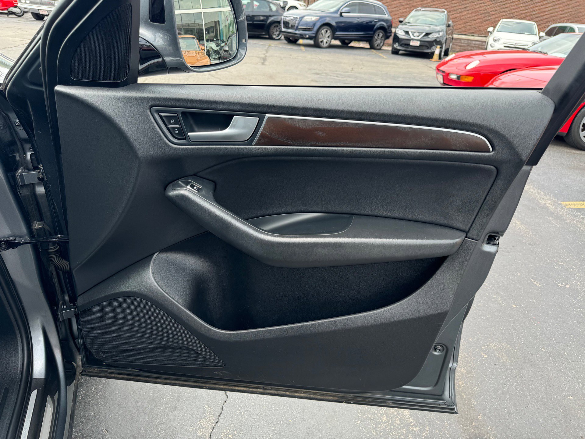 Used 2015 Audi Q5 2.0T Premium Plus w/ Technology Package image 27