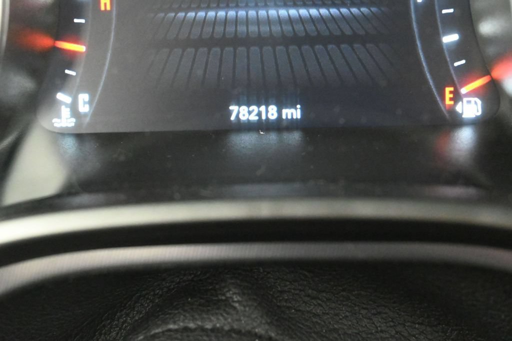 Used 2020 Dodge Challenger SXT w/ Plus Package RWD image 26