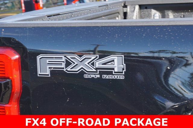 New 2026 Ford F350 XLT w/ XLT Premium Package AWD/4WD image 7