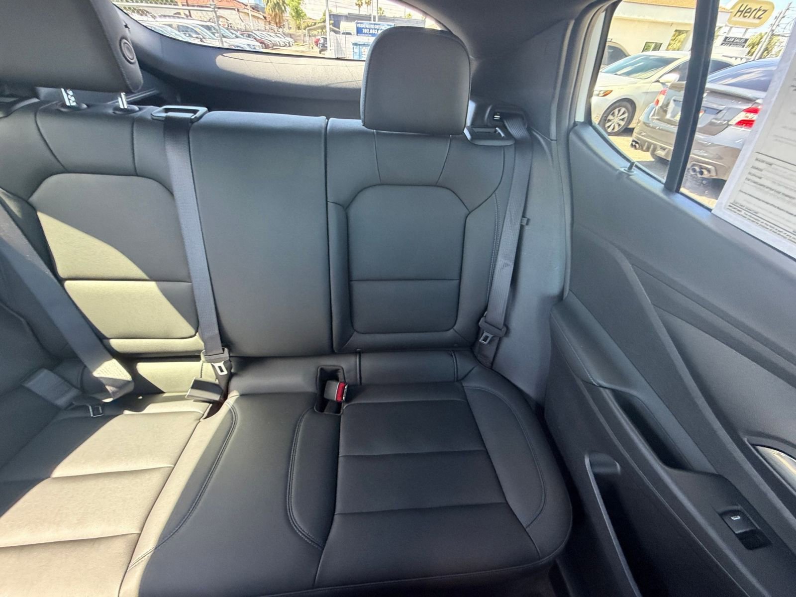 Used 2025 Buick Envista Sport Touring image 35