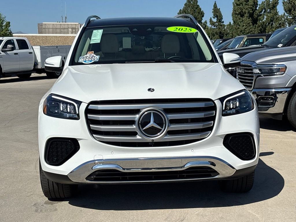 Used 2025 Mercedes-Benz GLS 450 4MATIC image 7