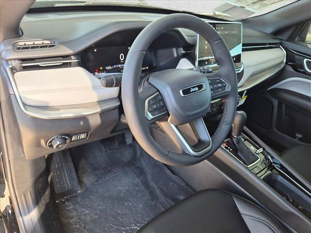 New 2026 Jeep Compass Limited AWD/4WD image 3