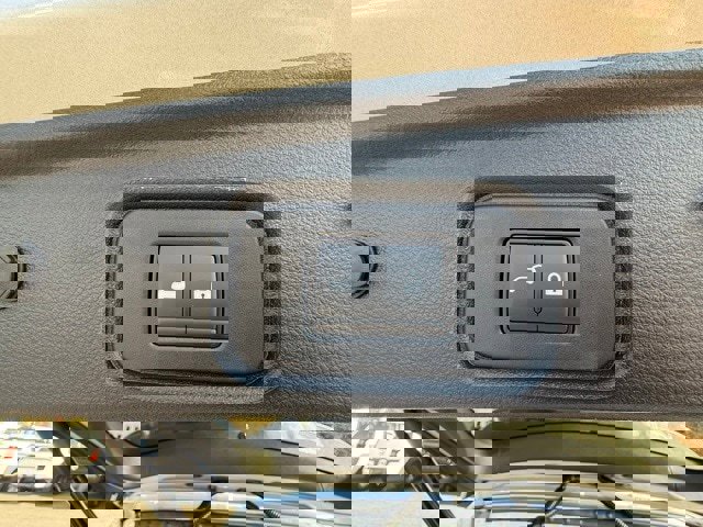 New 2025 Nissan Pathfinder SL w/ SL Premium Package image 19