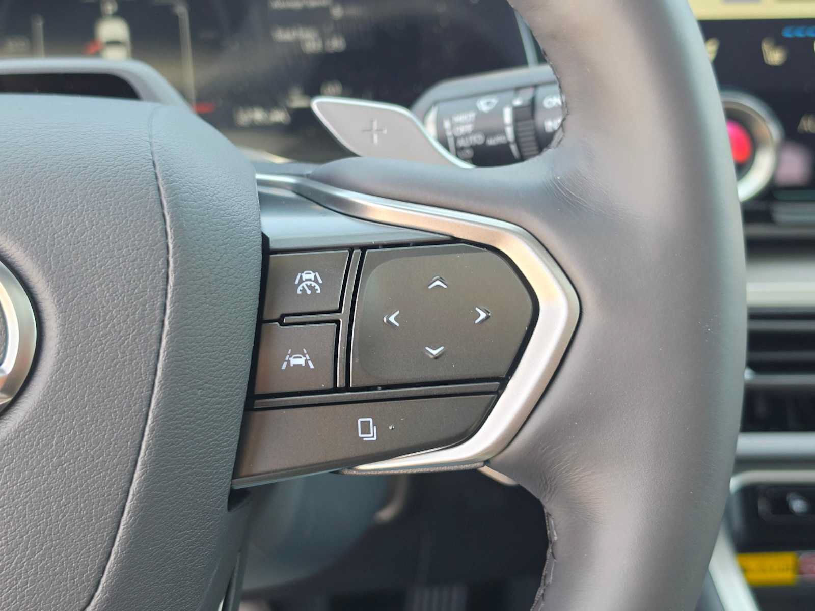 Certified 2026 Lexus TX 550h AWD Plug-In Hybrid image 31