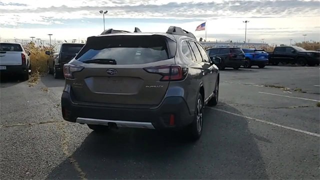 Used 2022 Subaru Outback Limited w/ Popular Package #2 image 7