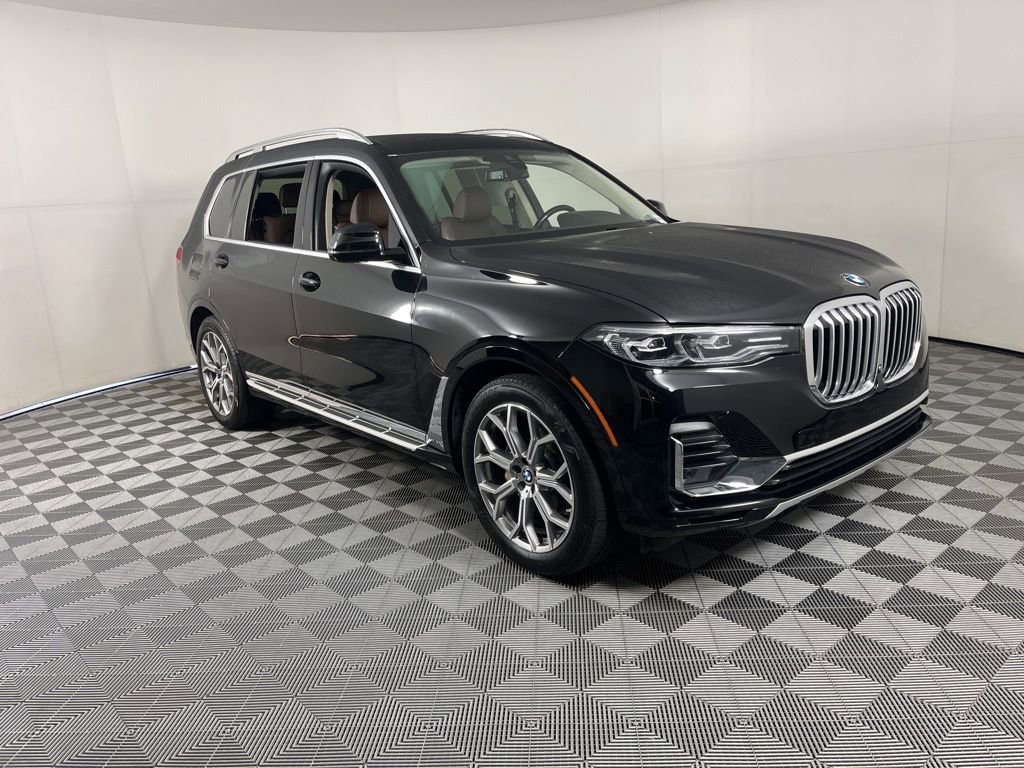 Used 2022 BMW X7 xDrive40i w/ Parking Assistance Package image 21