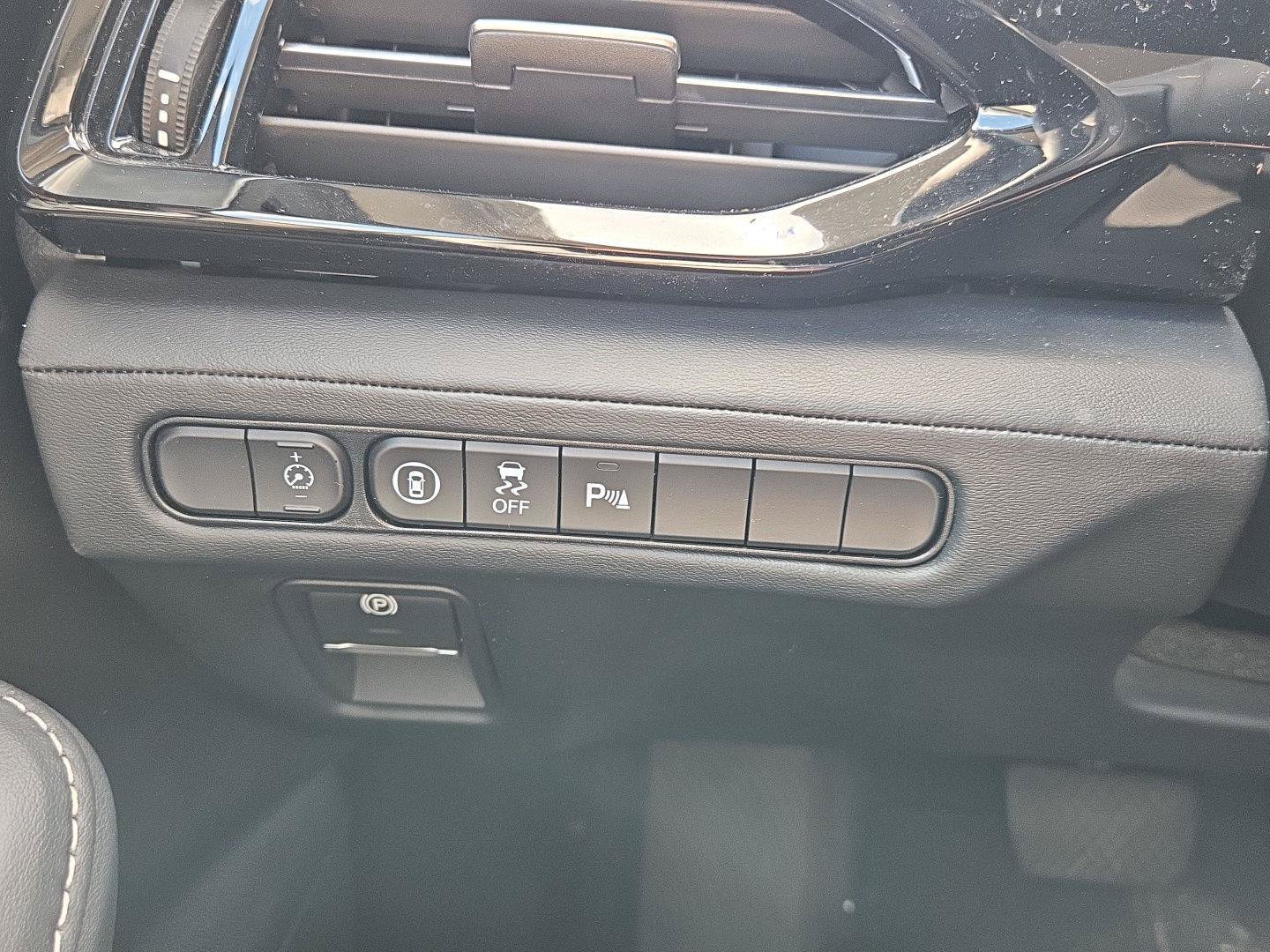 Used 2023 Acura MDX w/ Technology Package AWD/4WD image 21