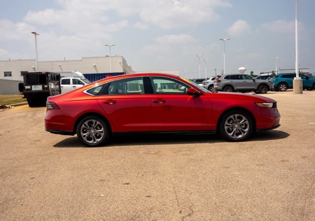 Used 2024 Honda Accord EX image 8